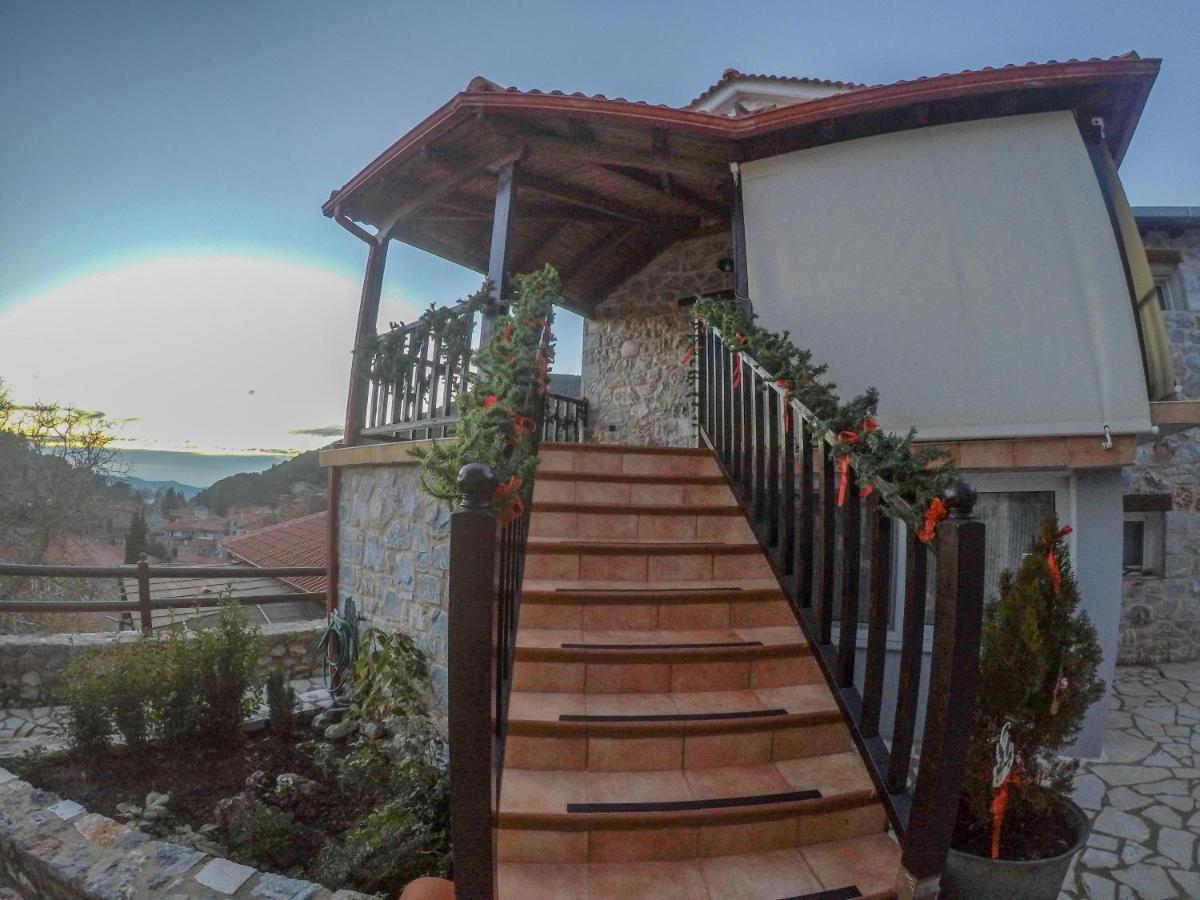 Ypsus House *
